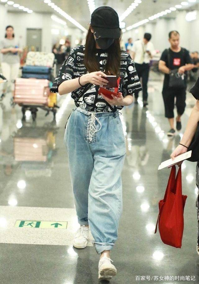 姐妹|阔腿裤最终还是被“它”取代了，遮肉又显瘦，明星、潮人都入手了