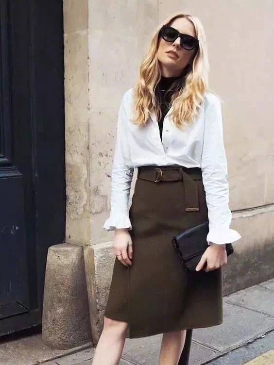 毛衣|丢掉烂大街的卫衣吧!今年流行这类“高格调”毛衣,时髦又有个性