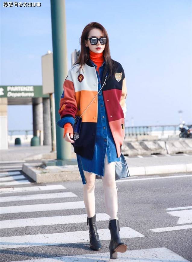 杨颖|奔三女人外套别瞎穿，学学戚薇、杨颖这样穿，洋气时髦，谁穿谁美