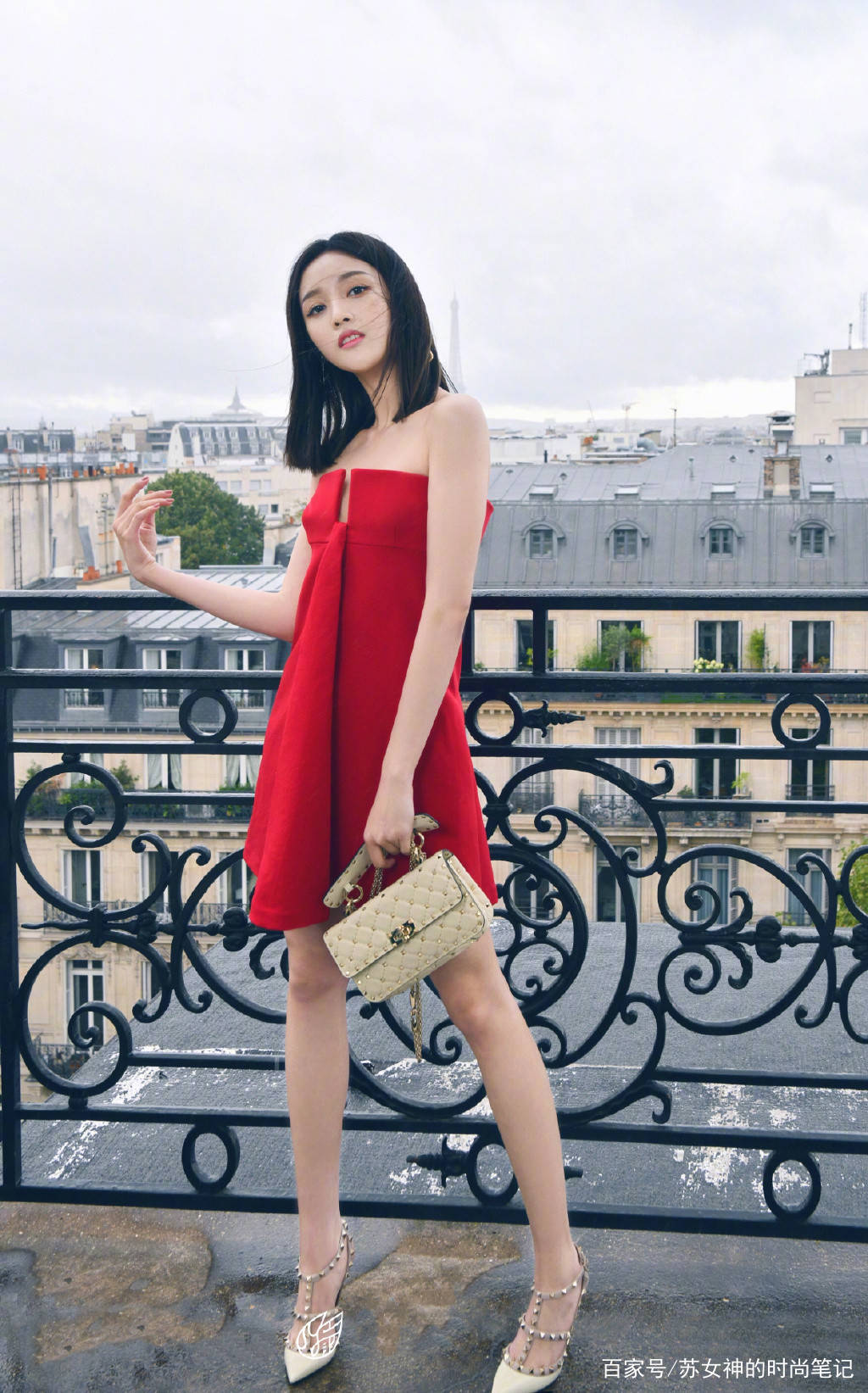 番茄|茶歇裙不吃香了，2021流行“番茄裙”，时尚显白，尽显优雅魅力！