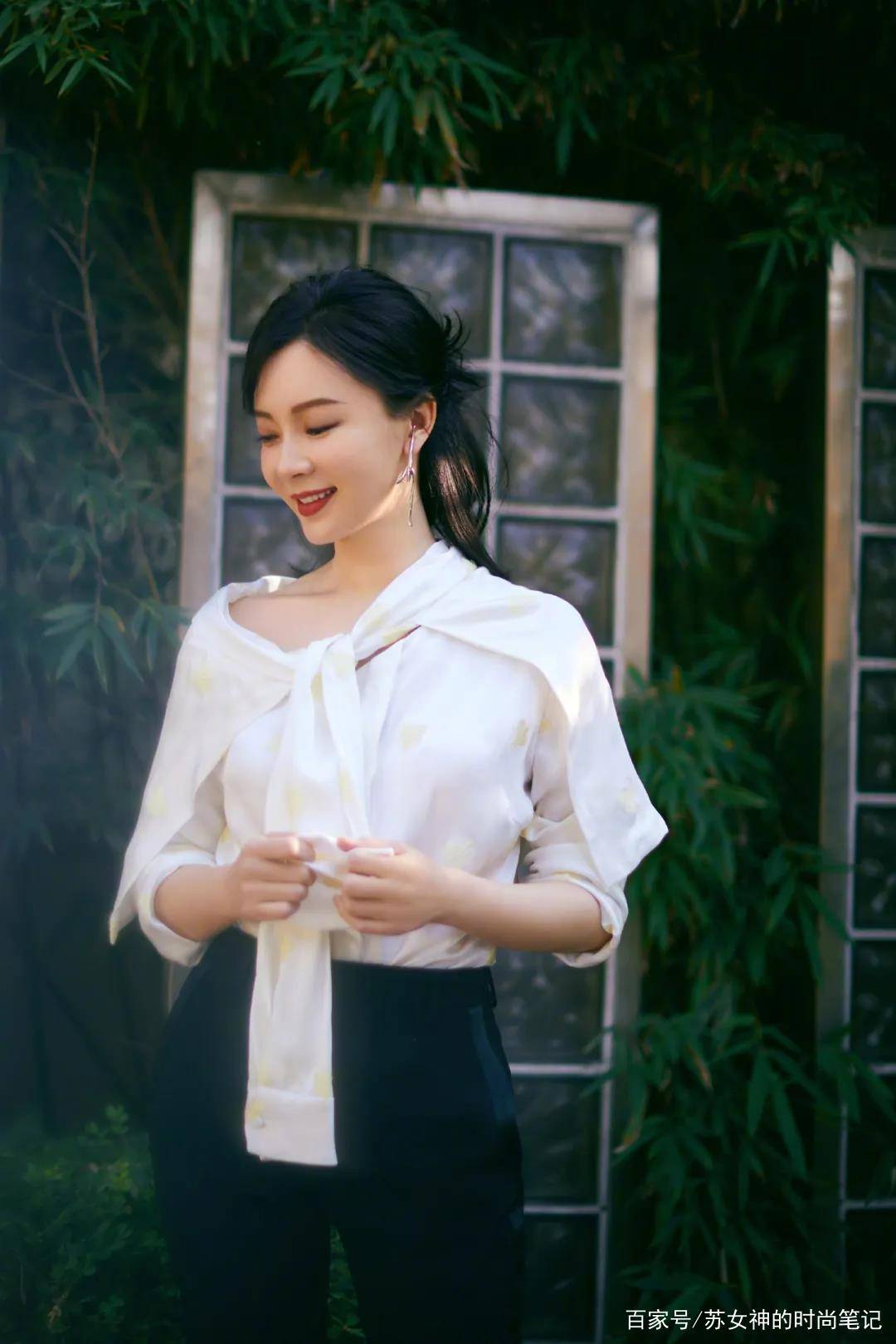 黑色|最近火了一件上衣，叫“男友衬衫”，高级又时尚，不少明星都在穿