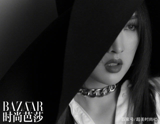 身材|千金姚安娜曝时尚大片，穿胶衣舞鞋秀身材，妆容显老不像22岁
