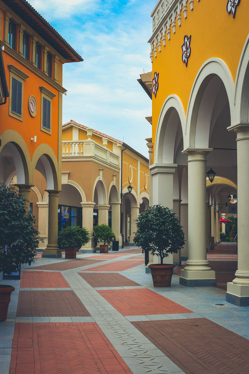 知己之遇放4未来,武汉佛罗伦萨小镇溜娃购物记