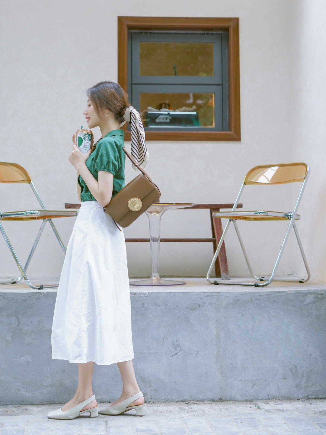 黑色|做一个精致的女人,你只需要找对搭配方法,这样穿,谁穿谁好看!