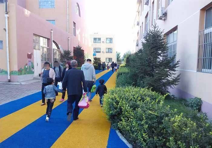 因为|孩子在幼儿园被老师打，该怎么办？家长可以从这5个方面着手解决