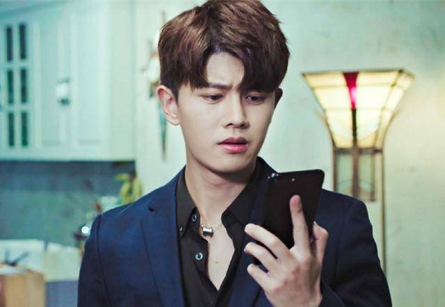 松本|《不说再见》局势大变，登场的其实是假幽灵，穆青和荣钰都被骗了