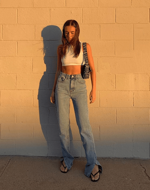 凹造型白色裤子 618d6be2f70547a4895cc4d272b4578c.png