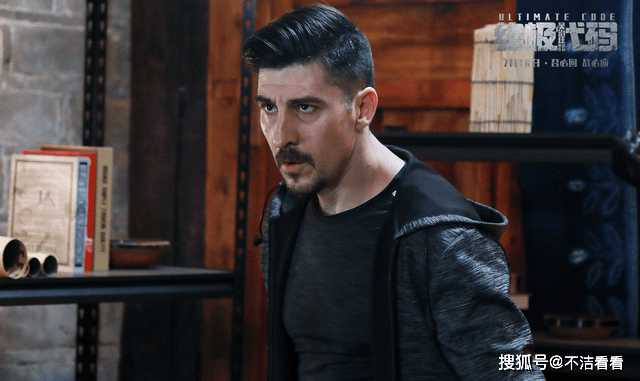 滑铁卢|上映6天票房不到千万，硬核大片滑铁卢，男主相比吴京差远了