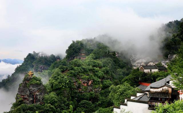 中国著名的景点山 a086159e3de448068bed56b537147545.jpeg