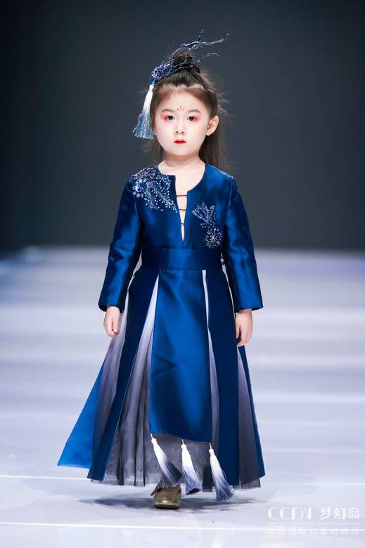 设计|繁花?惊鸿起,2021年，JUN君设计乘美而来