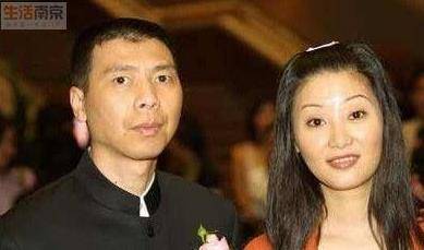 情场高手王志文将徐帆'扫地出门,与许晴相恋,今娶富婆人生圆满