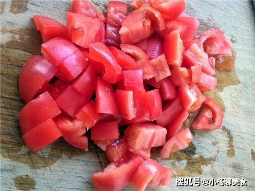 汤汁|找到天然“美白剂”，坚持吃，晒黑的皮肤白回来，皮肤细嫩透亮