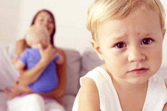 经济|二胎家庭又添三个隐患，二十年后就显现，有个是父母年轻时闯的祸