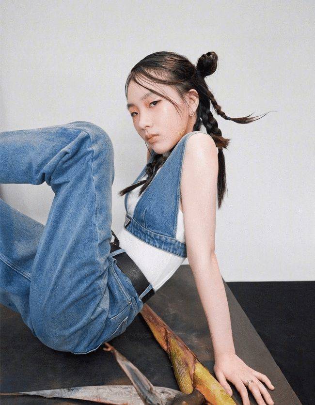 套装|小S女儿长大了,比妈妈高半头,穿紫色工装气场堪比超模,太亮眼