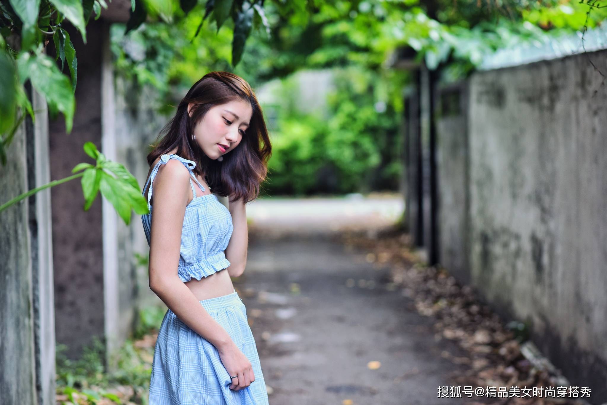 仙女|吊带儿背心儿加直筒裙，让你穿出楚楚动人的极致美