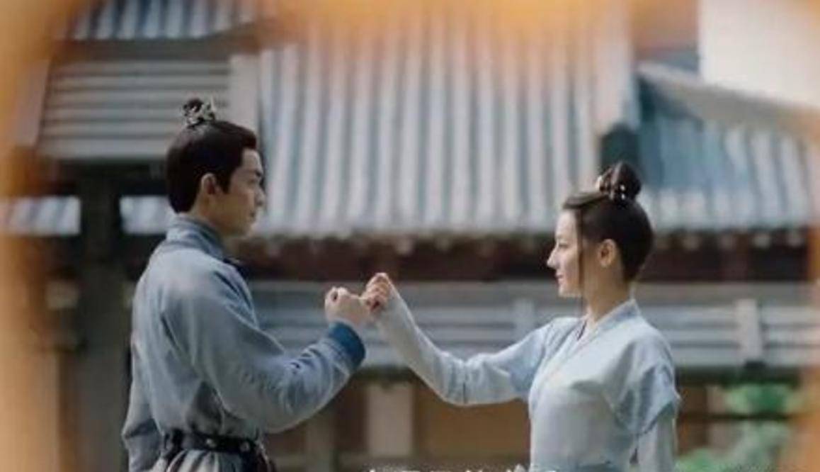 屈楚萧|《长歌行》吴磊热巴搭档cp感爆棚，服化道却惹争议？