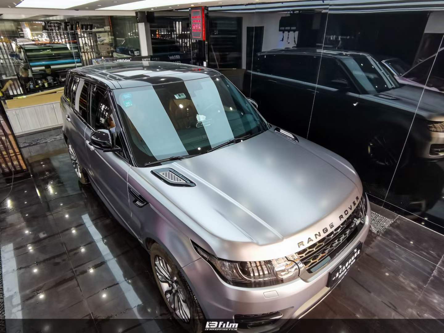 lbfilm改色膜路虎揽胜汽车贴膜电光金属钛银灰