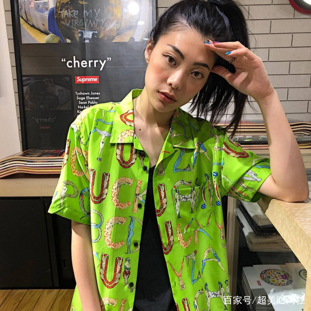 女神|时尚icon、Supreme钦点女神，她们红透了半边天你居然还不知道？