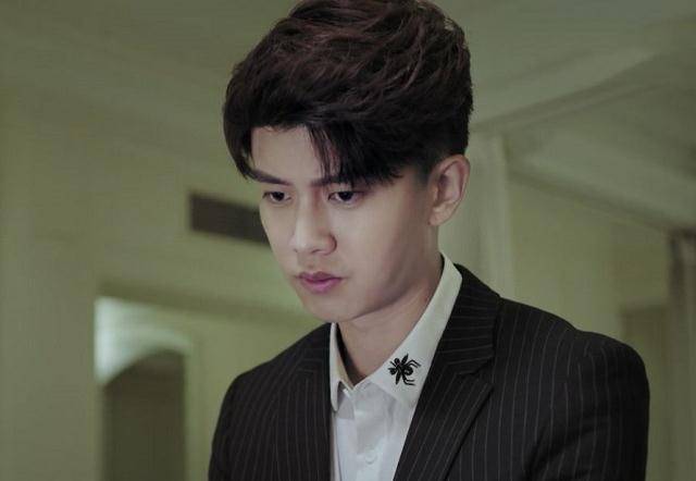 欧先生|《不说再见》内鬼的身份其实早已曝光,只不过,很多观众都忽略了