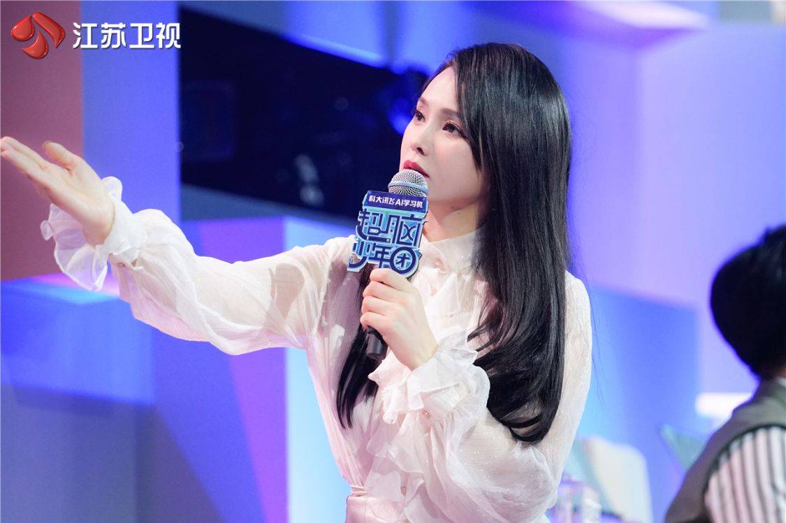 宋昱轩|《超脑少年团》抵达“逆行力之星” 选手互放“狠话”火药味足