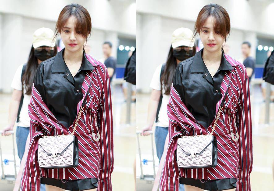 视觉|40岁蔡依林真的太辣了,红色西装尽显好身材,大长腿小蛮腰真抢镜