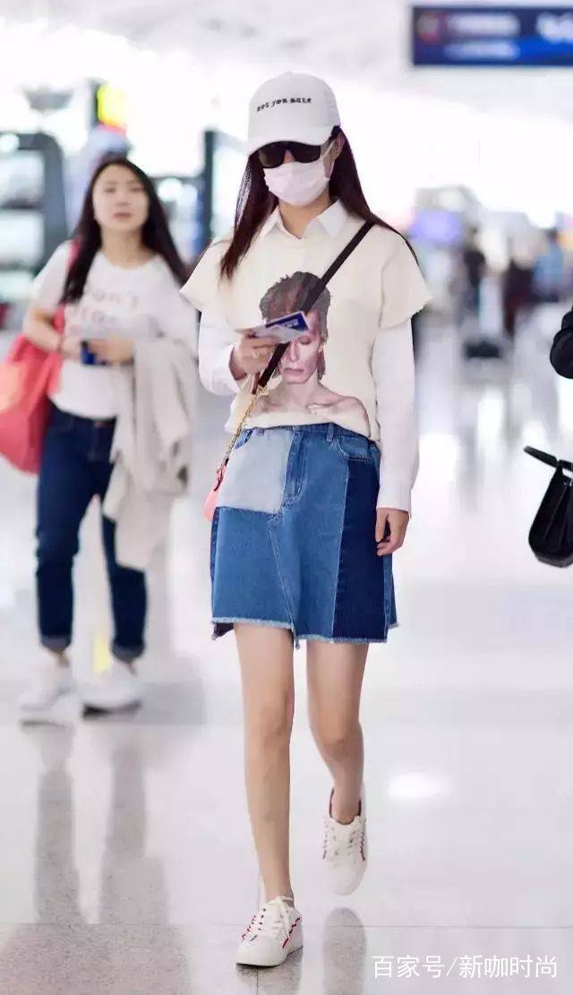 设计|96斤张俪厉害了!穿“半个牛仔裙”就出门,网友:看腿被骗了?