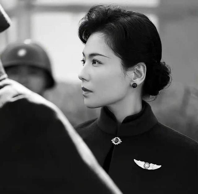 角色|开播仅6天好评如潮，热度飙升，“国民媳妇”这次选对剧本了？