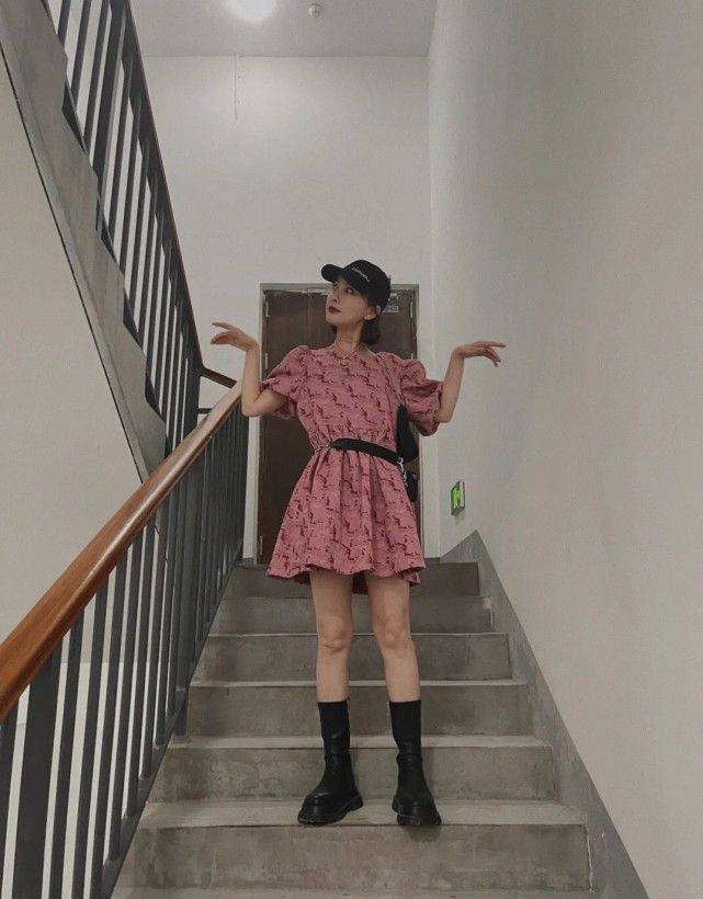 感觉|穿出亮色甜美感