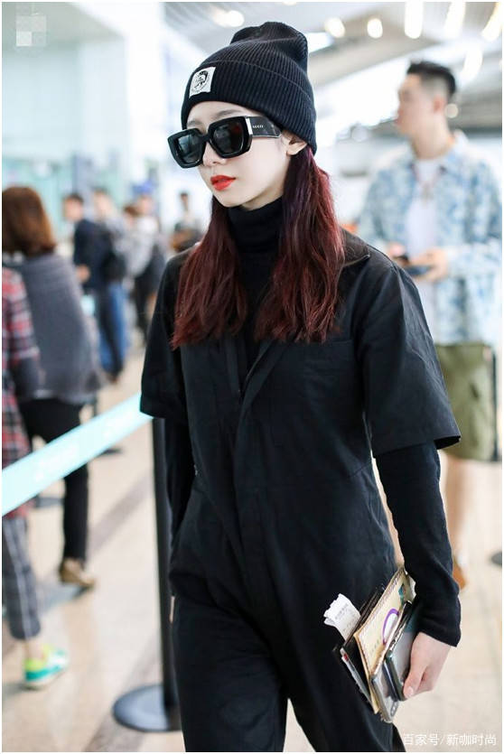 女孩子|想变酷又不显另类！学21岁孟美岐这样穿，遮肉显瘦又显高