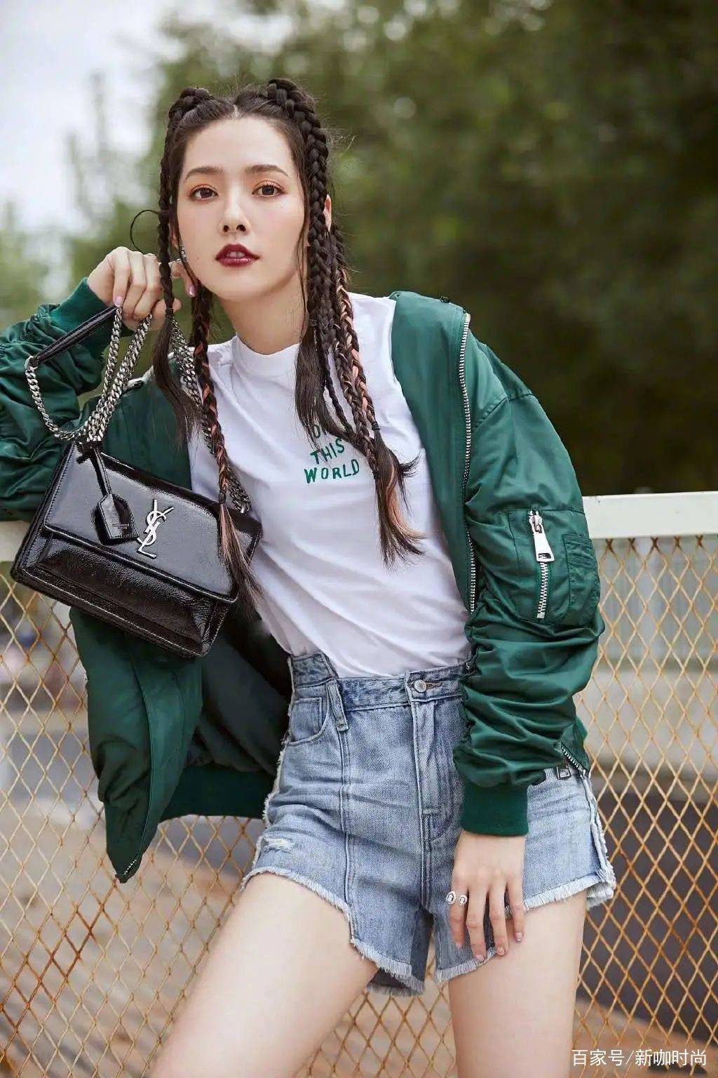 郭碧婷|郭碧婷嫁豪门后更会穿，豹纹上衣搭配阔腿裤，贵妇范出现