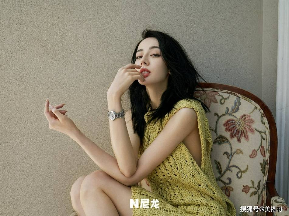身材|迪丽热巴夏日大片曝光，大秀香肩美腿，穿气球裙变“充气美女”