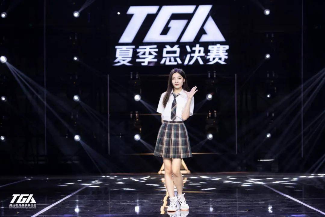解说|当偶像走上电竞解说台，TGA带来人才培养的全面革新
