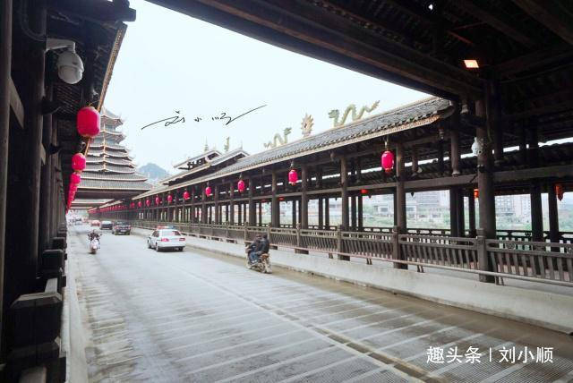广西三江最著名的风雨桥，被誉为世界第一，整个建筑没用一颗钉子
