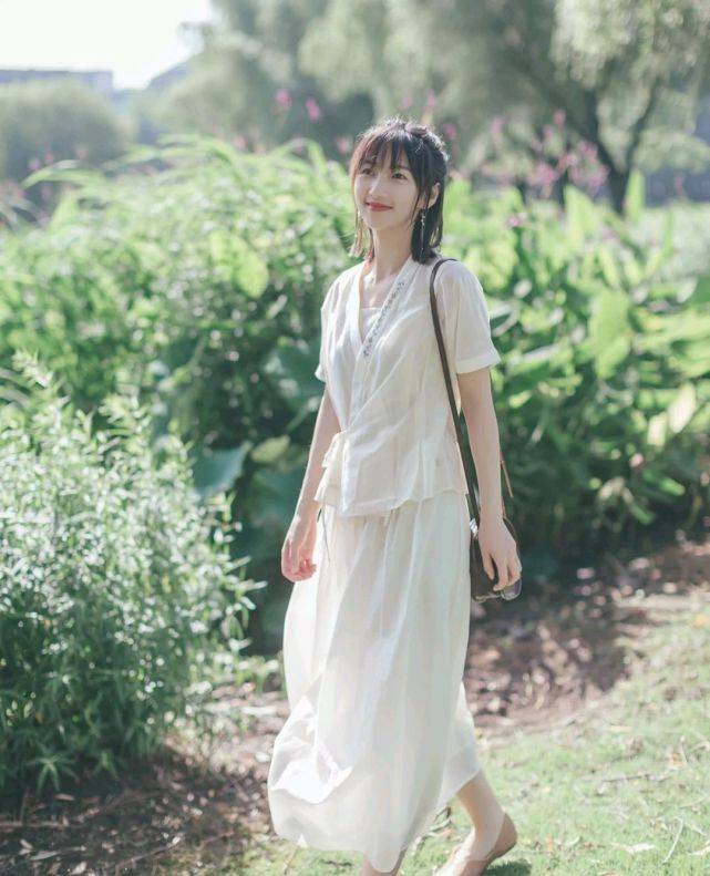 服装|懂得穿衣打扮太重要了，只要穿对了，普通人也会很有气质