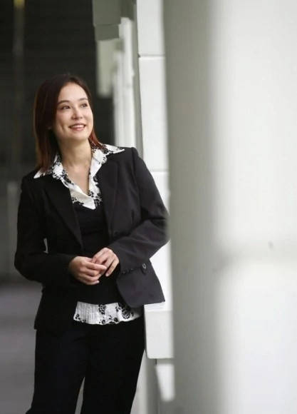 初恋陈百强,一婚刘家良,再嫁何鸿燊堂侄,香港奇女子翁静晶!_赵小瑜