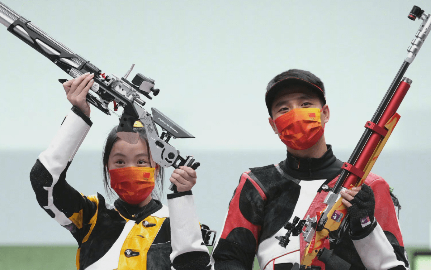 中性|“双金女孩”杨倩好样的!私服穿搭甜美可爱,原来是隐藏的时髦精