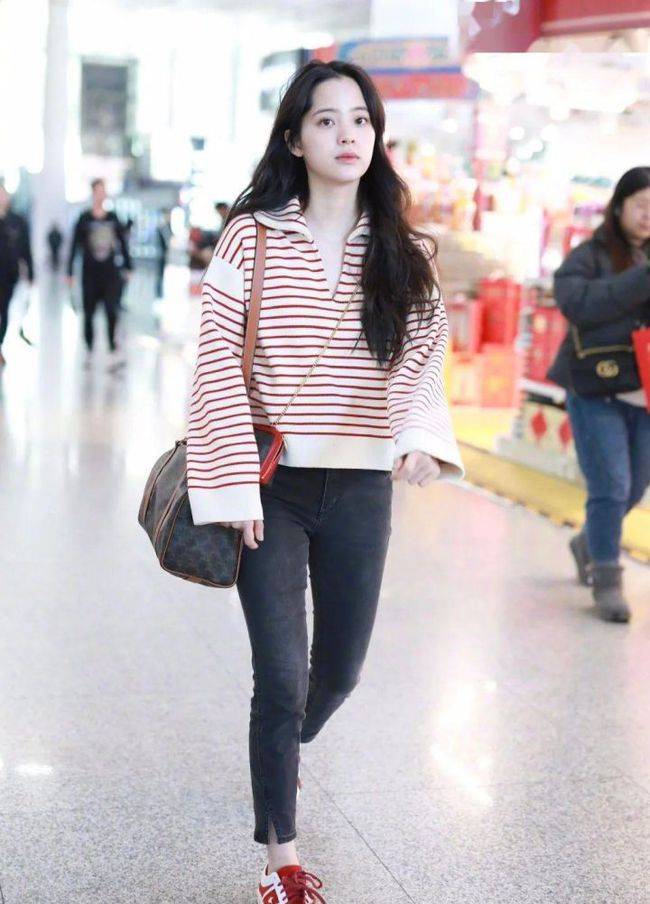 灯笼|复古百搭还不挑人,好看又清爽的潮流穿搭。