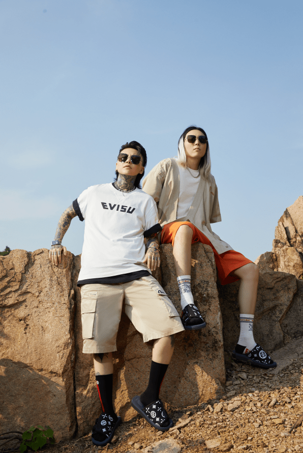 设计|EVISU×Suicoke在足间跳动的潮流艺术