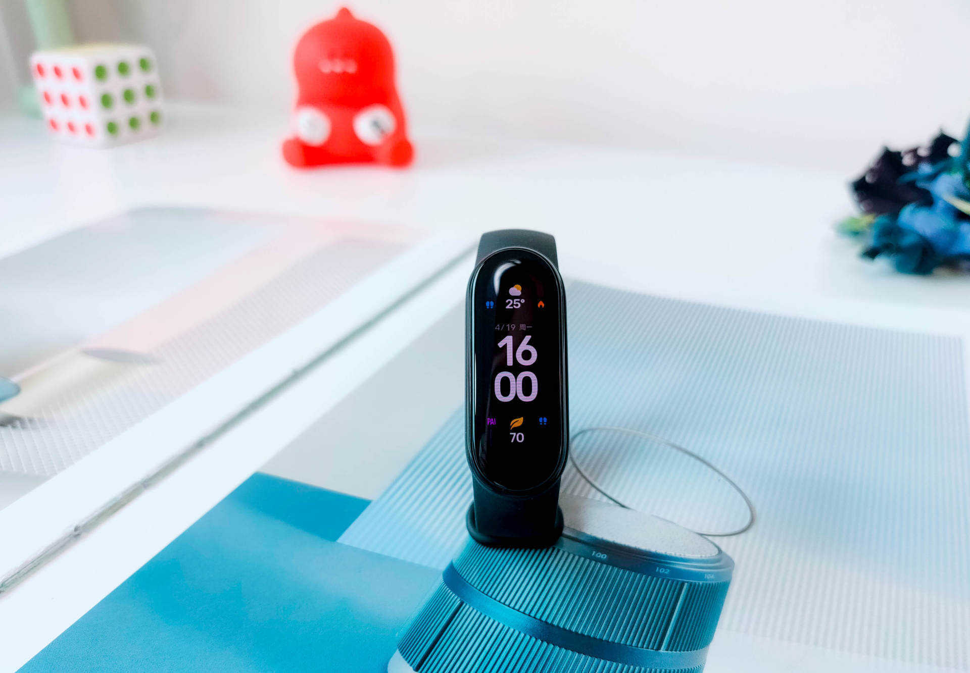 小米手环6评测全面屏血氧检测心率监测