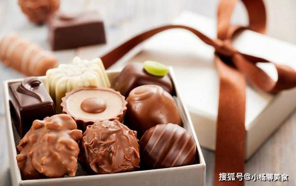 体重|“越吃越胖”的5种零食,瓜子榜上有名,若你爱吃,体重悄悄涨