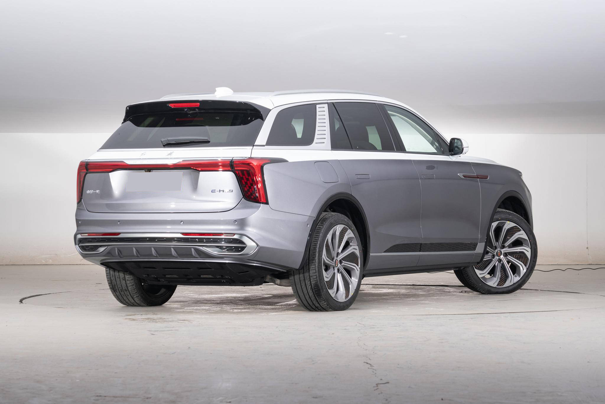 有一说一50多万购买电动车到底值不值详解红旗ehs9