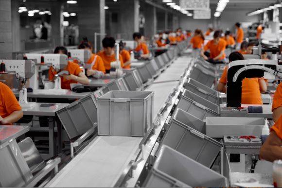 "天呐,鸿星尔克出事了……"_生产