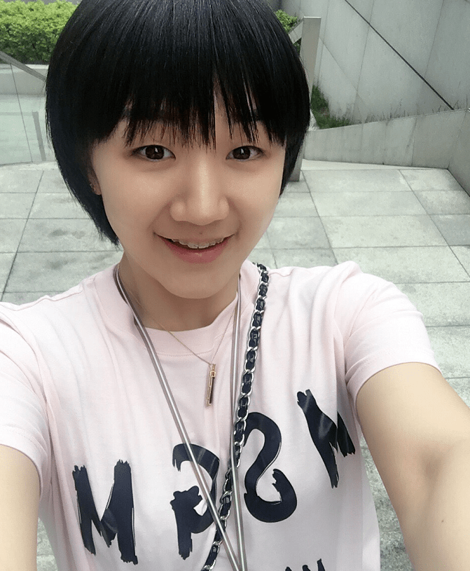 颜色|陈梦翻盘挺进四强,虽然是黄晓明的表妹,但私下看着还是个小女孩