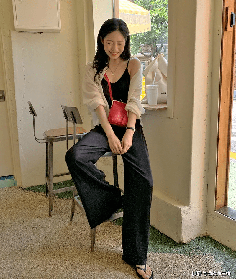 连衣裙|女生夏季穿搭：韩国风格，照着穿就很美！