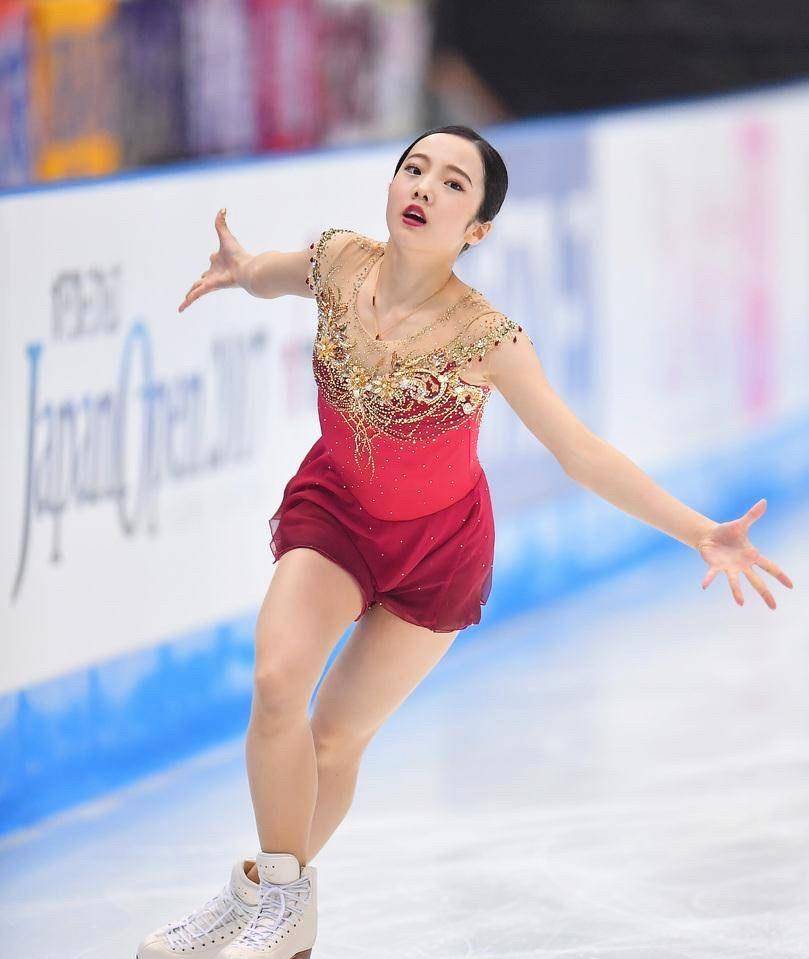 仙女|日本花样女神本田真凛，天使颜值魔鬼身材，穿短裙子自带仙女范