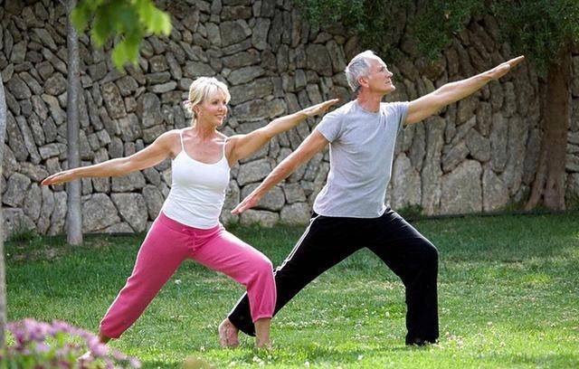 因为|早上起床是养生的黄金期 , 不要错过 , 健康长寿要做的七件事