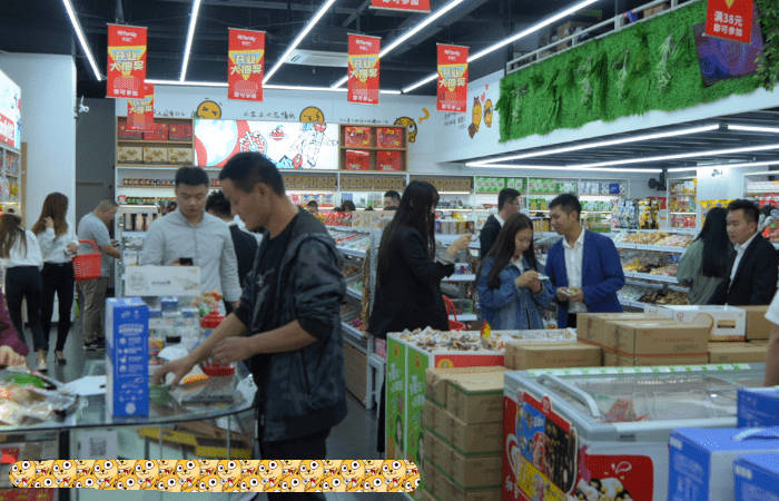 产品|除去零食产品之外，还能从哪些方面提升怡佳仁零食店？