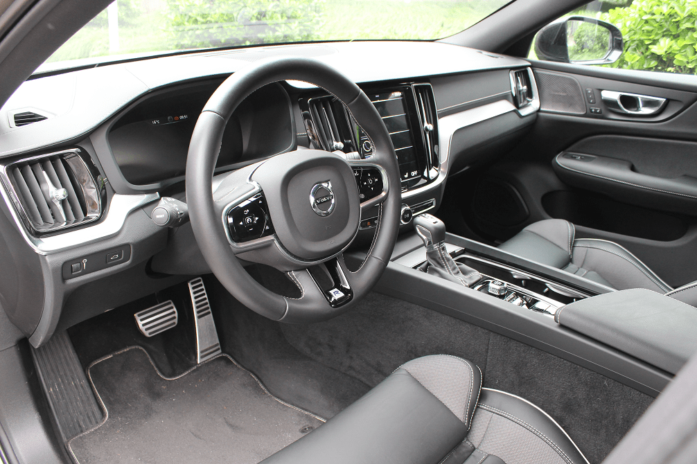 试驾沃尔沃s60安全标杆豪华依旧更具独特的运动性能