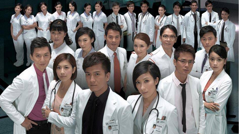 为何香港考生们,都热衷读医?_医生