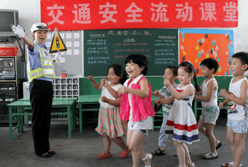 家长|关停私立幼儿园，学生全转移到公立幼儿园？官方回应超暖心